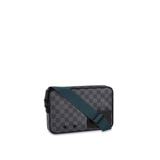 Louis Vuitton Men's Alpha Messenger Bag Damier Graphite Canvas N40188