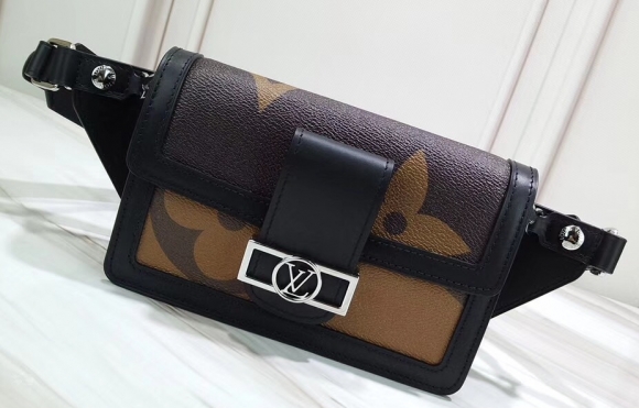 Louis Vuitton Monogram Canvas and Reverse Dauphine Chest Bumbag Bag M44586